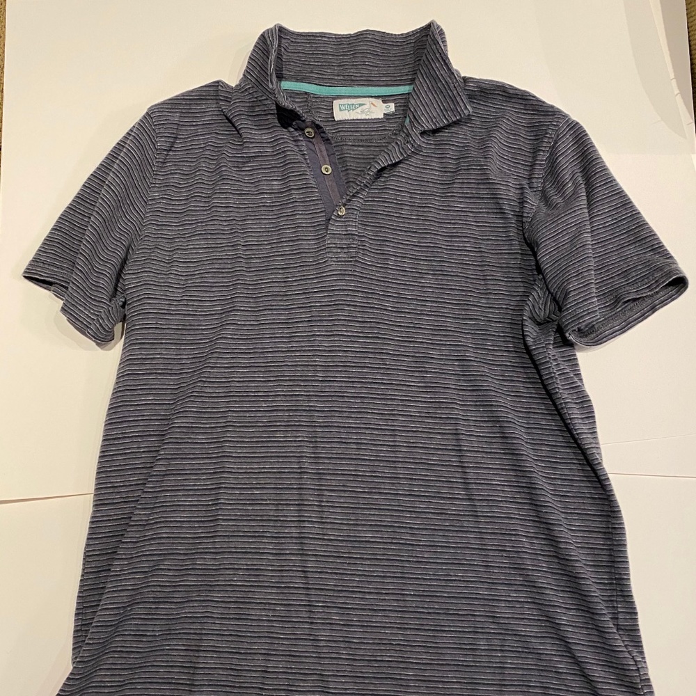 Wellen Gray, Black Polo Shirt (Medium)